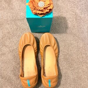 SOLD- Tieks Chestnut Leather Ballet Flats